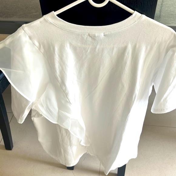 White ruffled shirt. NWT.  Offers welcome. - Picture 2 of 3